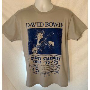 NWT Sold Out 2016 David Bowie Boxlunch Medium Grey